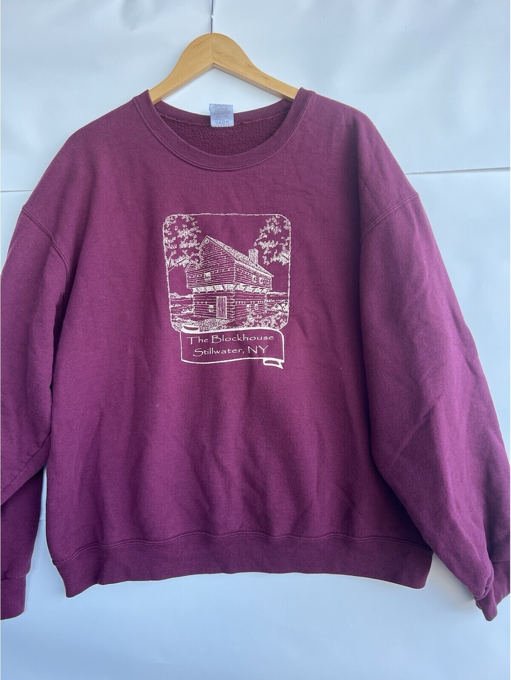 The Blockhouse Stillwater NY Women's XL Sweatshirt L/S JERZEES Super Sweats Y2K